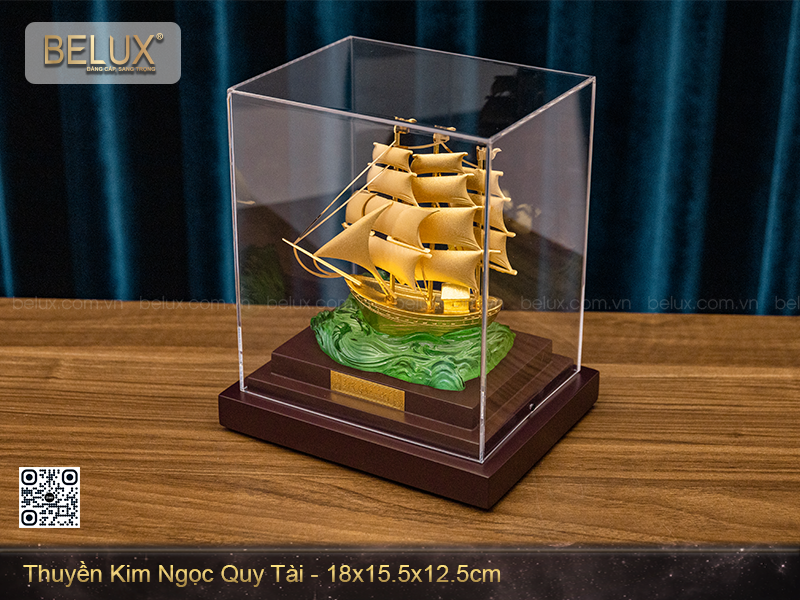 Mô hình thuyền kim ngọc quy tài dát vàng&nbsp;